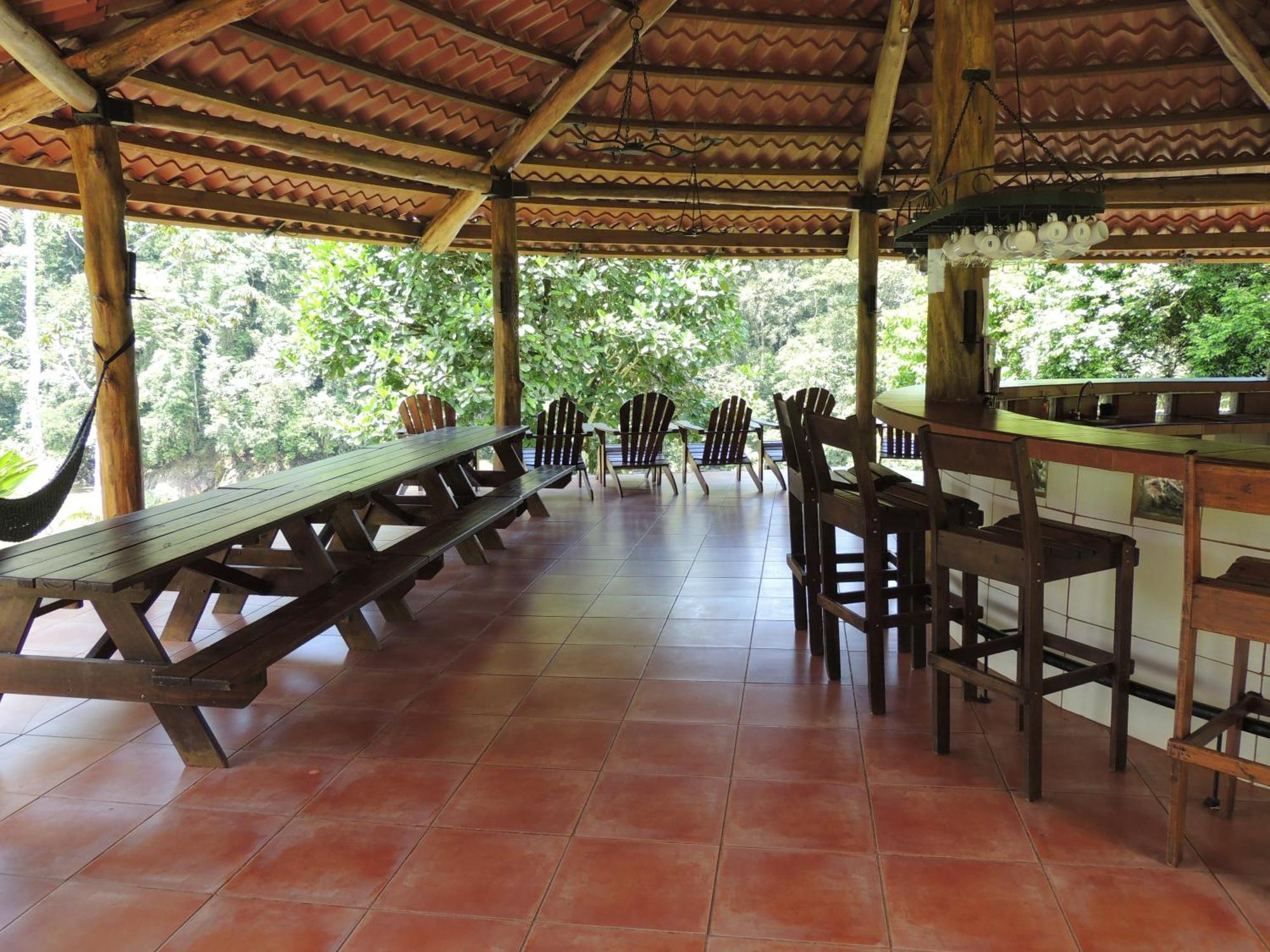 Pacuare River Lodge Bajo Tigre Luaran gambar