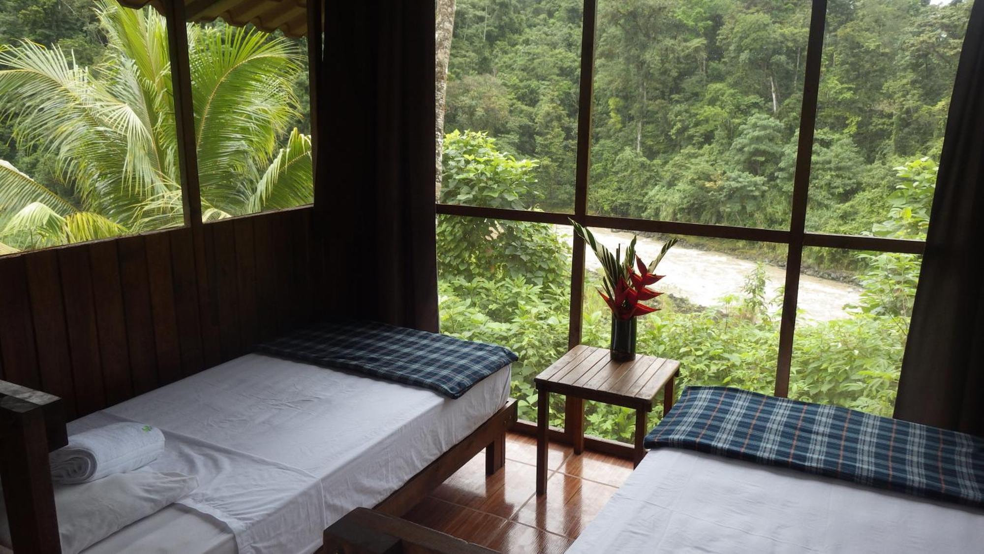 Pacuare River Lodge Bajo Tigre Bilik gambar