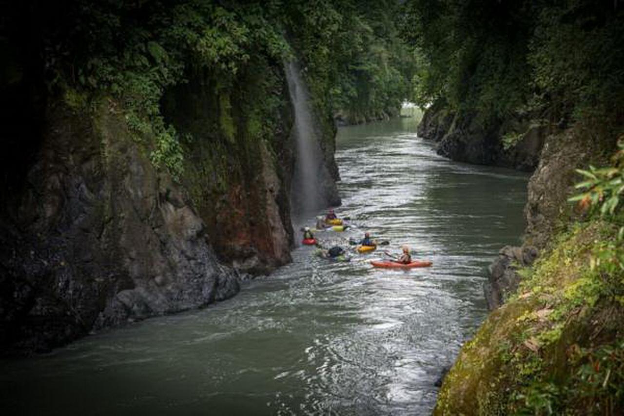 Pacuare River Lodge Bajo Tigre Luaran gambar